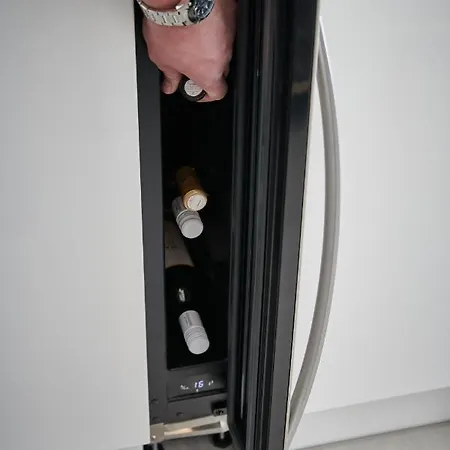 Villa Oasis - Your Luxury Away From Celopeci