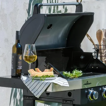 Oasis - Your Luxury Away From * Celopeci