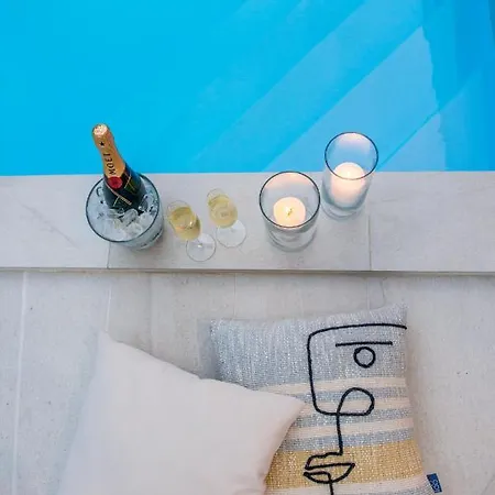 Oasis - Your Luxury Away From Villa