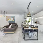 Oasis - Your Luxury Away From Vila